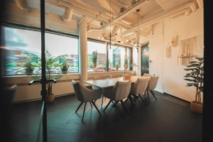CampusOffices-Hambaken-meeting2